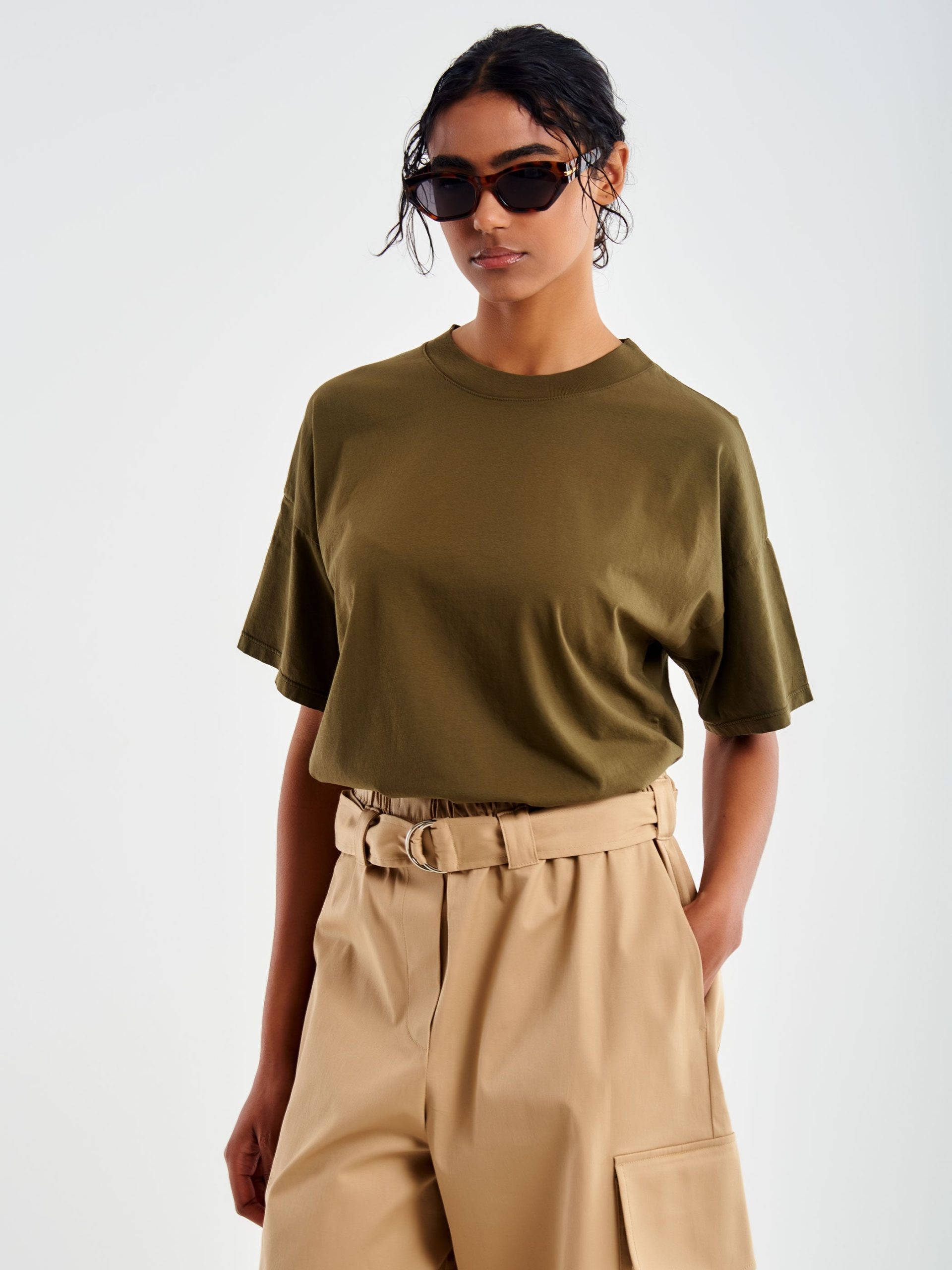 Dámske oversize tričko VICOLO khaki zelené